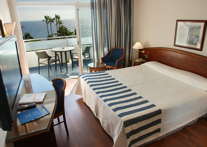 Hotell Vik San Antonio 4*